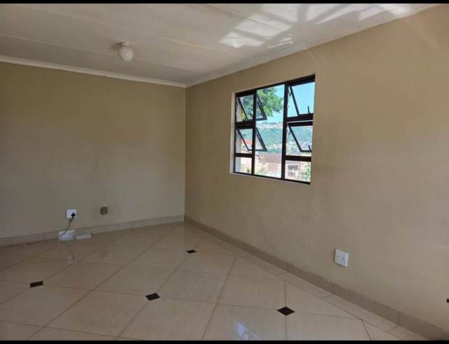3 BEDROOM HOUSE FOR SALE IN NEWLANDS WEST